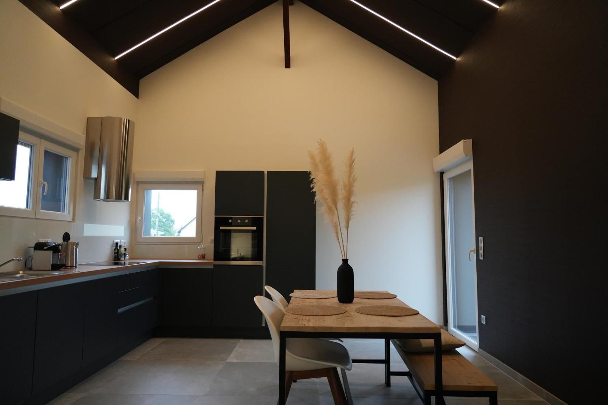 Gite Spa L'Atelier Emile - Spa Privatif - 5 Min Colmar Sainte-Croix-en-Plaine Exterior photo
