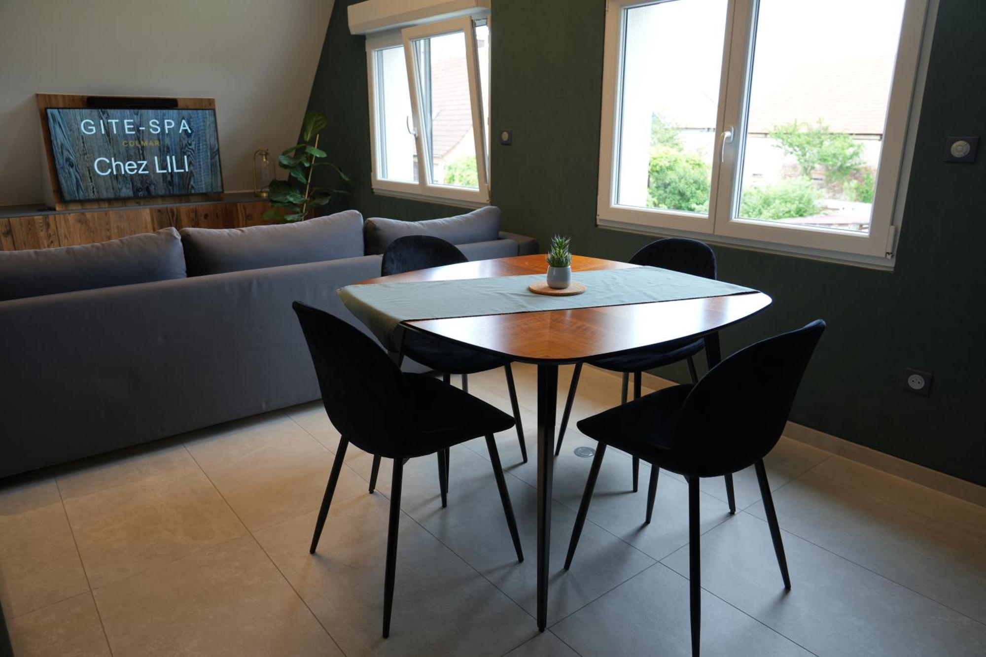 Gite Spa L'Atelier Emile - Spa Privatif - 5 Min Colmar Sainte-Croix-en-Plaine Room photo