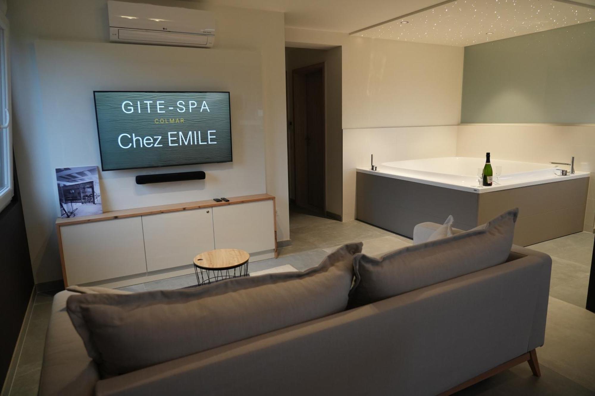 Gite Spa L'Atelier Emile - Spa Privatif - 5 Min Colmar Sainte-Croix-en-Plaine Room photo